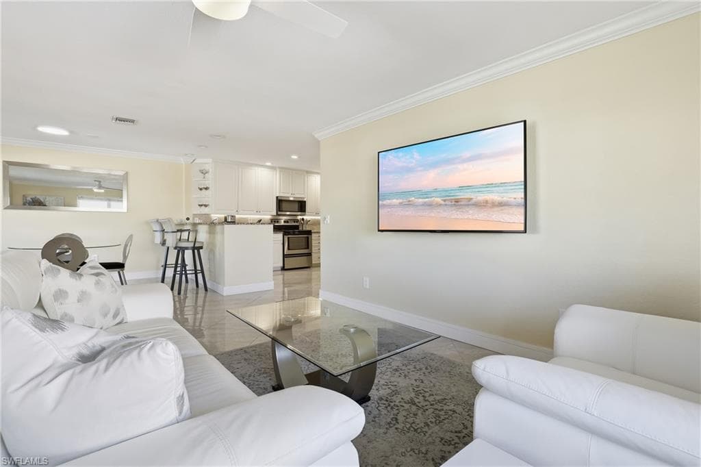 1519 Chesapeake AVE # 5, NAPLES FL 34102-10