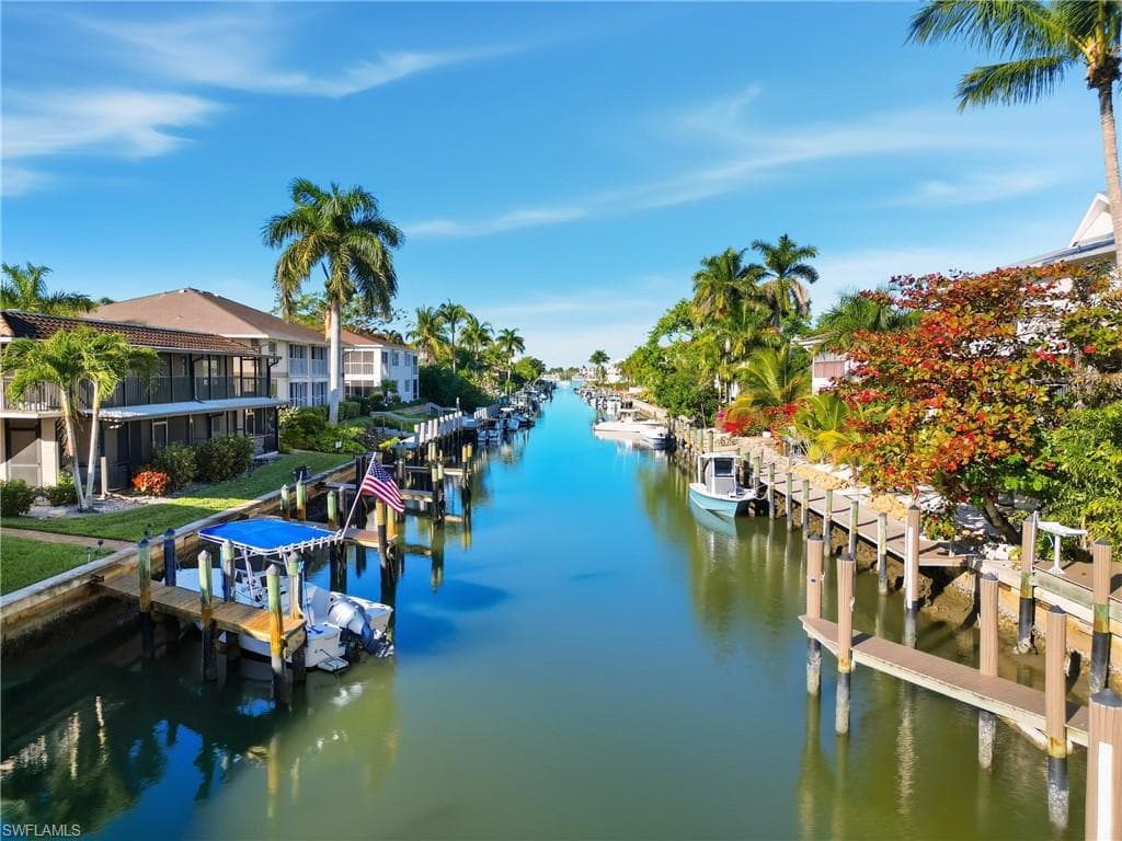 1519 Chesapeake AVE # 5, NAPLES FL 34102-34