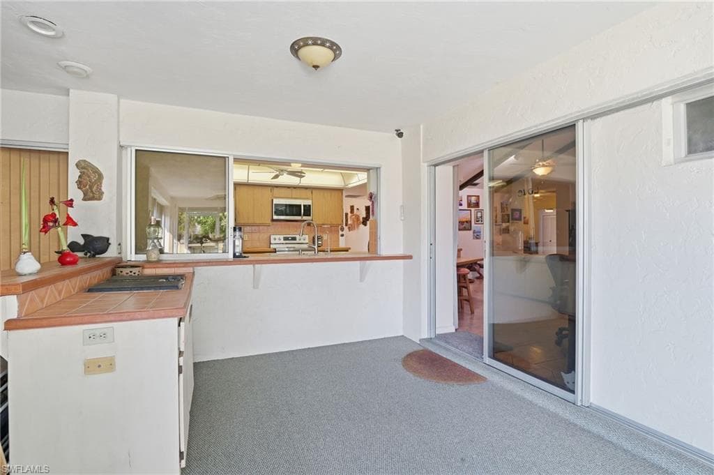 4096 Skyway DR # 42, NAPLES FL 34112-9