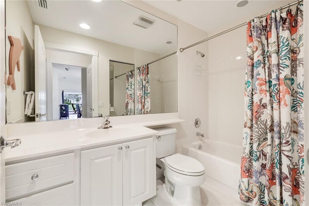 5058 Kingston WAY, NAPLES FL 34119-19