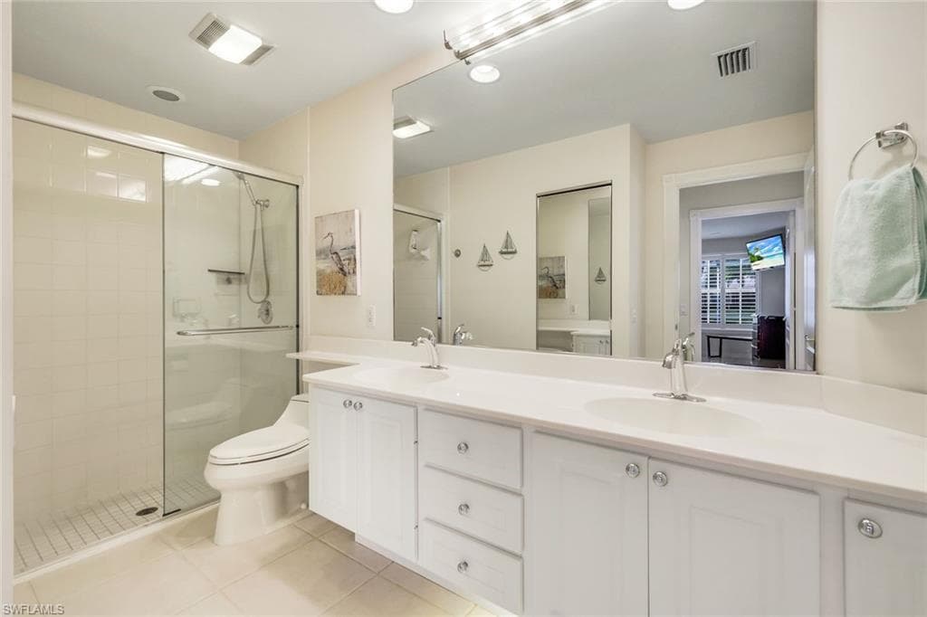 5058 Kingston WAY, NAPLES FL 34119-17