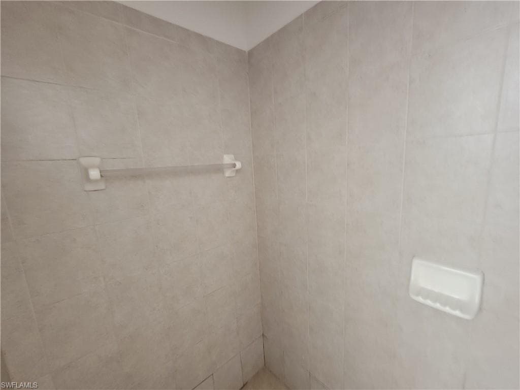 2913 Tuscan DR # 203, CAPE CORAL FL 33909-15