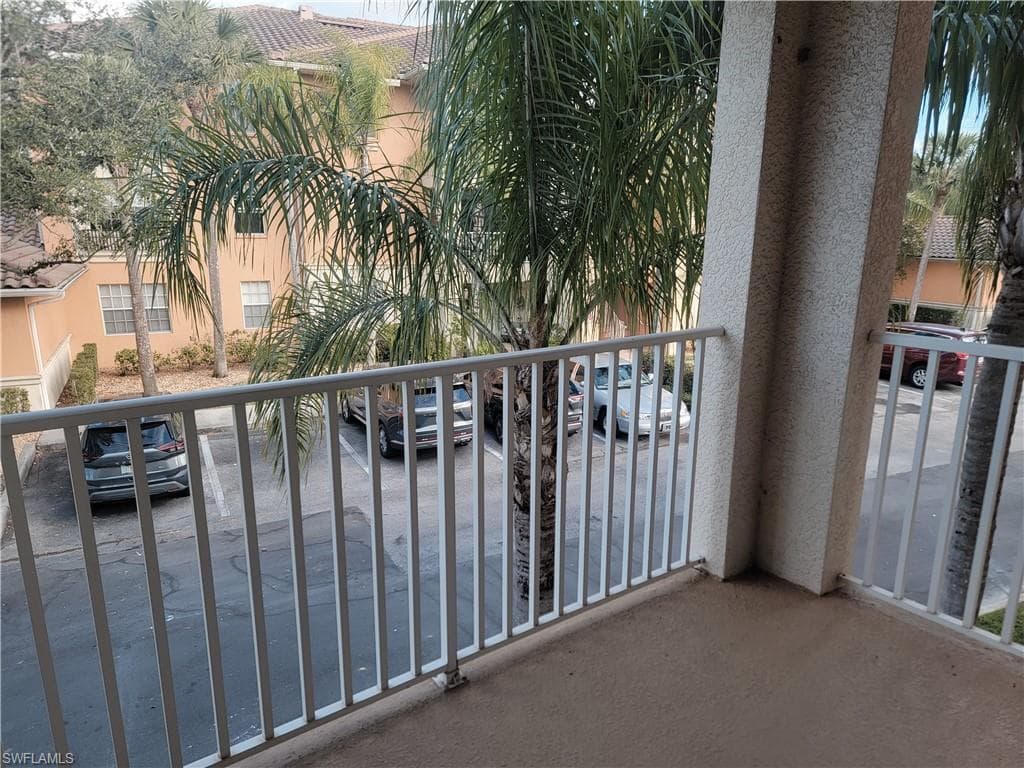 2913 Tuscan DR # 203, CAPE CORAL FL 33909-17