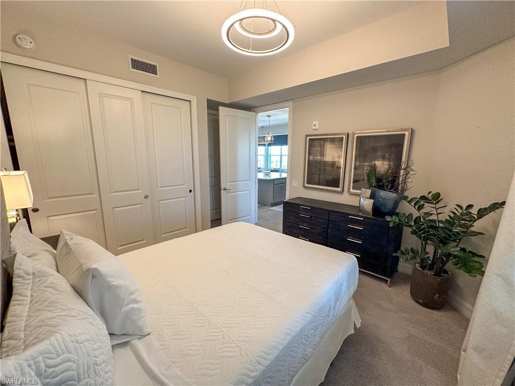 163 Indies DR E # 206, NAPLES FL 34114-33