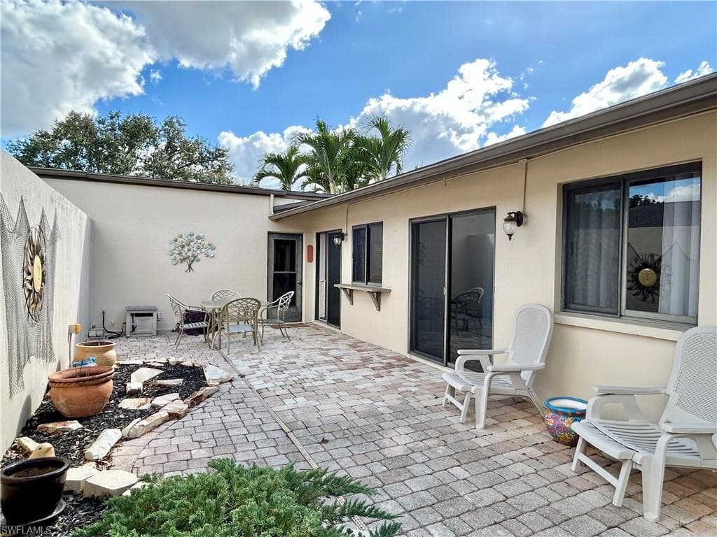 5852 Wild Fig LN, FORT MYERS FL 33919-26