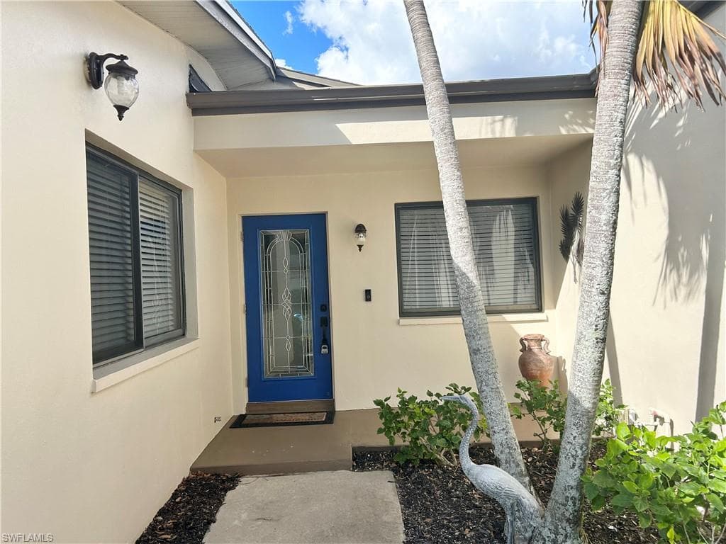 5852 Wild Fig LN, FORT MYERS FL 33919-28