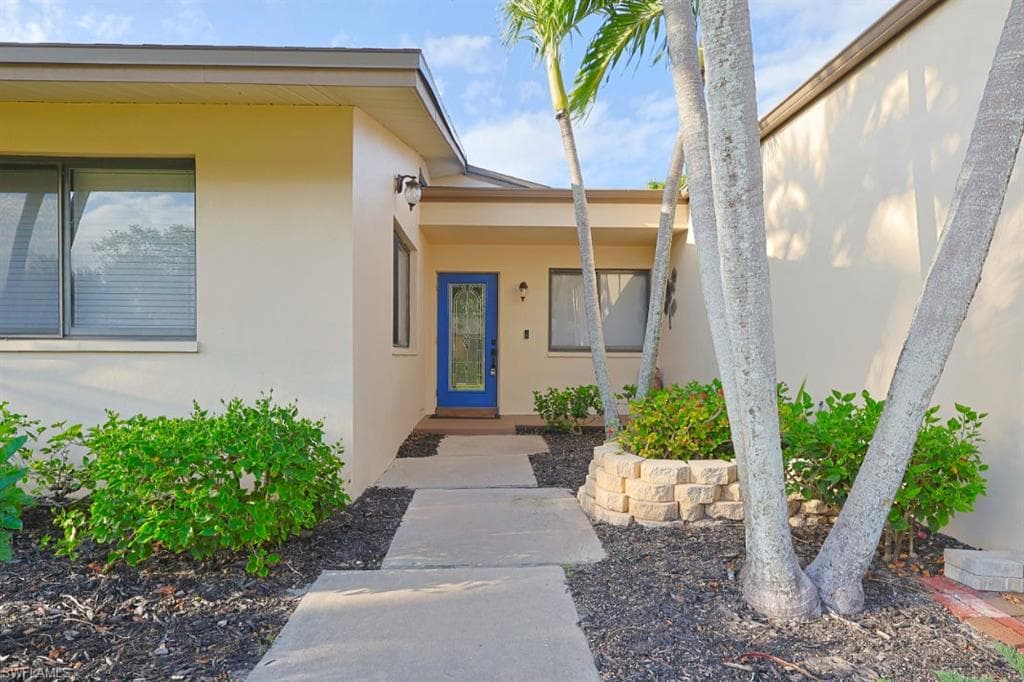 5852 Wild Fig LN, FORT MYERS FL 33919-27