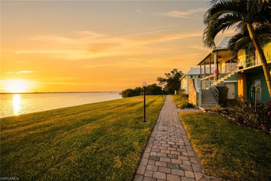 3225 E Riverside DR # 31C, FORT MYERS FL 33916-26