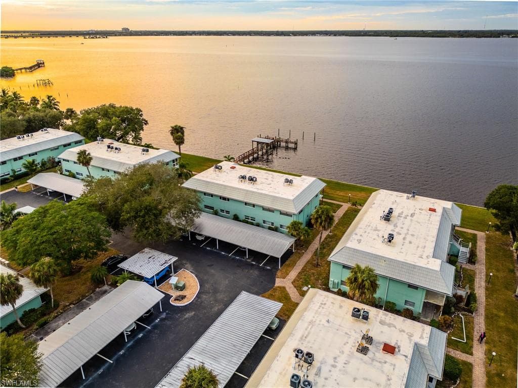 3225 E Riverside DR # 31C, FORT MYERS FL 33916-37