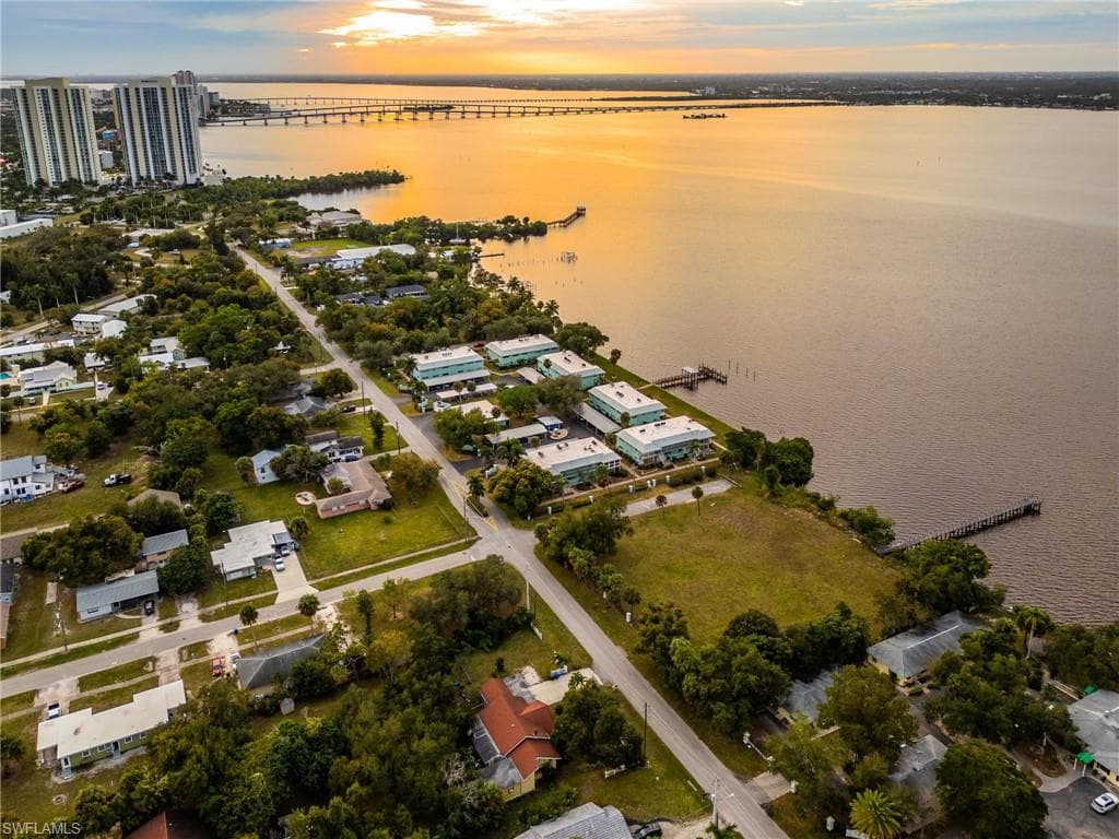 3225 E Riverside DR # 31C, FORT MYERS FL 33916-40