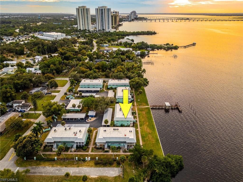 3225 E Riverside DR # 31C, FORT MYERS FL 33916-34
