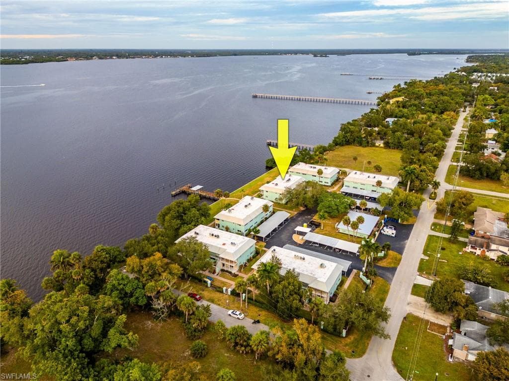 3225 E Riverside DR # 31C, FORT MYERS FL 33916-38