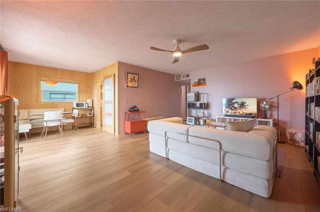 3225 E Riverside DR # 31C, FORT MYERS FL 33916-3