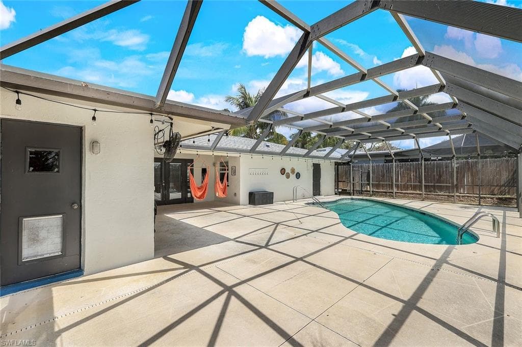 79 Constitution DR, NAPLES FL 34112-5