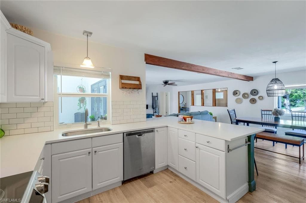 79 Constitution DR, NAPLES FL 34112-15