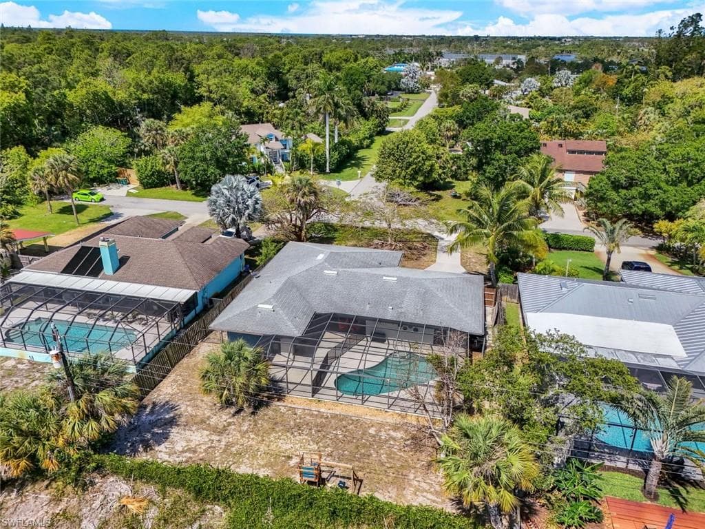 79 Constitution DR, NAPLES FL 34112-33