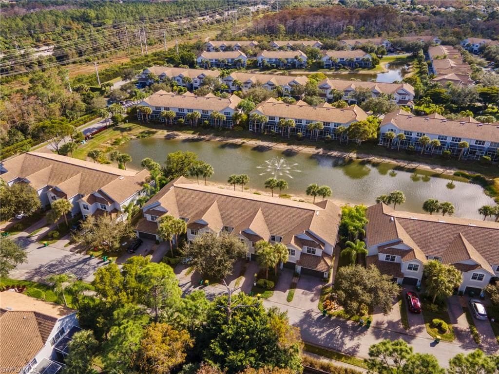 15930 Marcello CIR # 242, NAPLES FL 34110-26