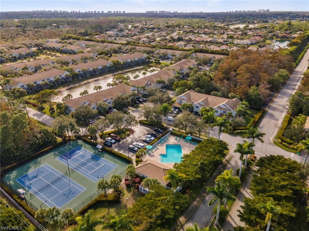 15930 Marcello CIR # 242, NAPLES FL 34110-26