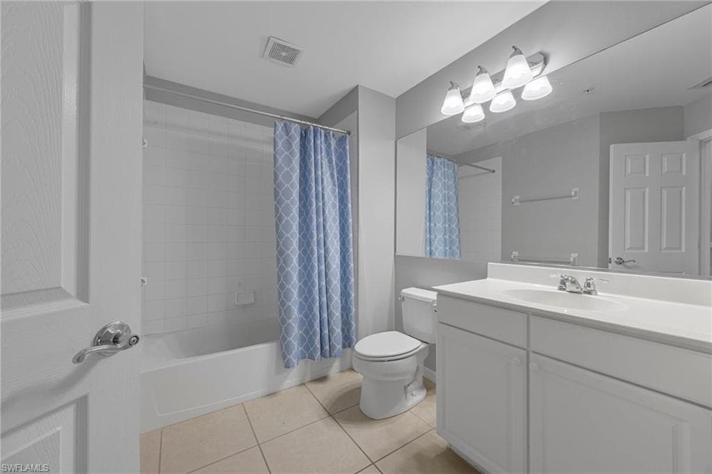 15930 Marcello CIR # 242, NAPLES FL 34110-19