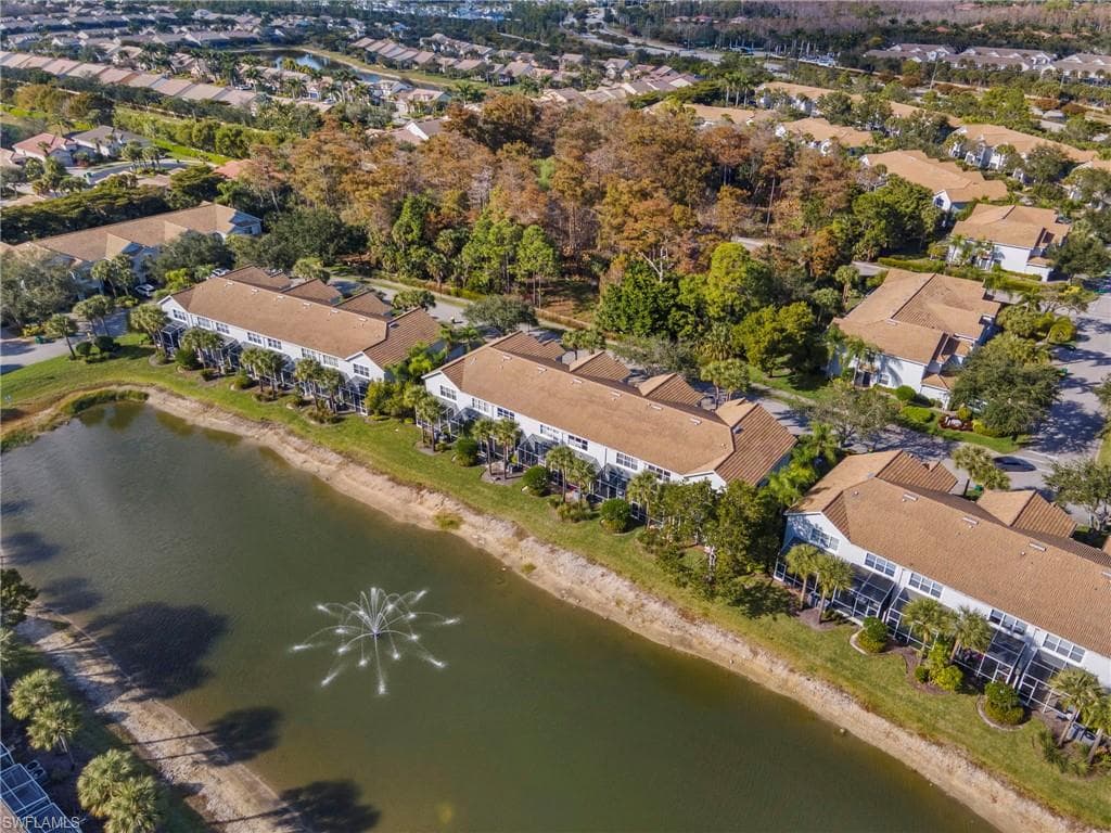 15930 Marcello CIR # 242, NAPLES FL 34110-29