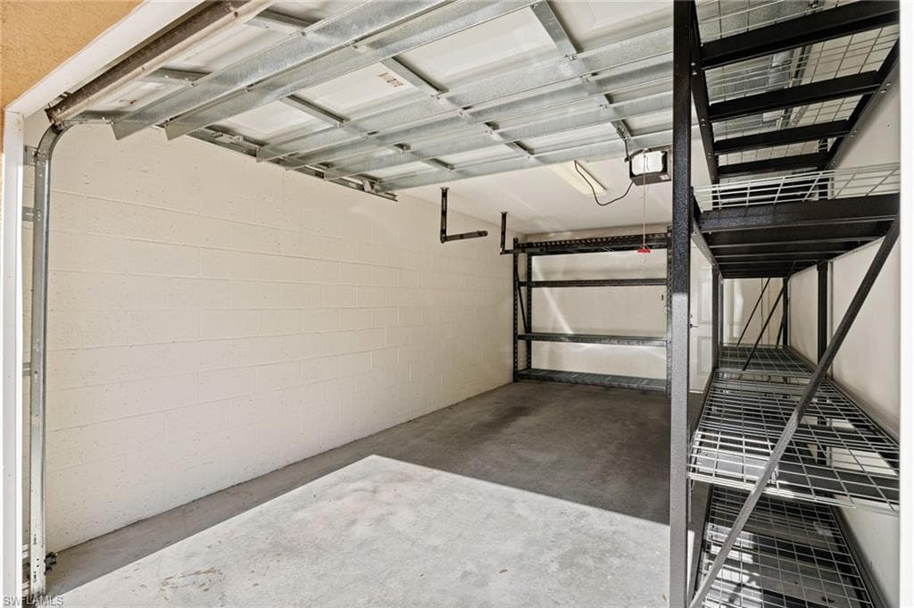 1076 Winding Pines CIR # 101, CAPE CORAL FL 33909-25