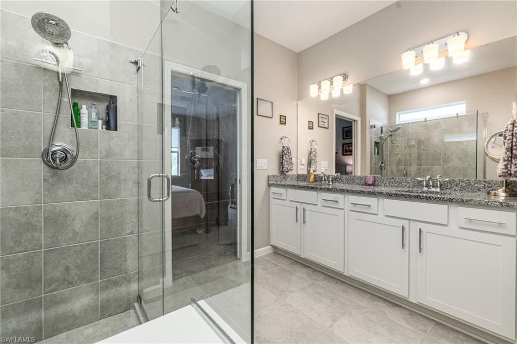 7079 Chapel Creek LN, NORTH FORT MYERS FL 33917-8