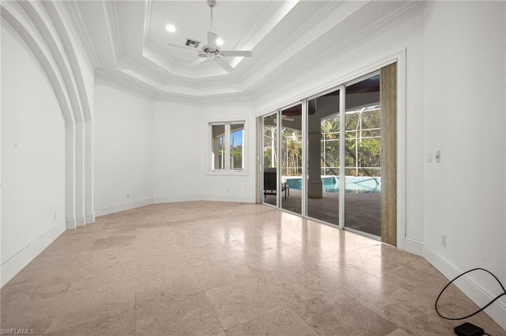 6898 Mill Run CIR, NAPLES FL 34109-12
