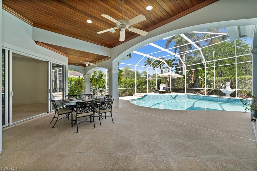 6898 Mill Run CIR, NAPLES FL 34109-25