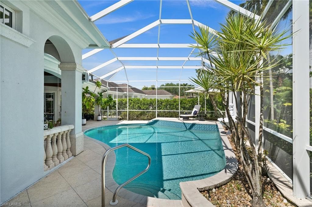 6898 Mill Run CIR, NAPLES FL 34109-37