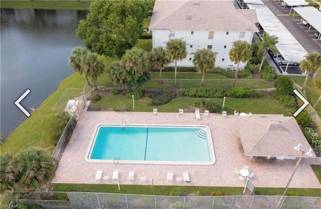 9640 Victoria LN # 305, NAPLES FL 34109-25
