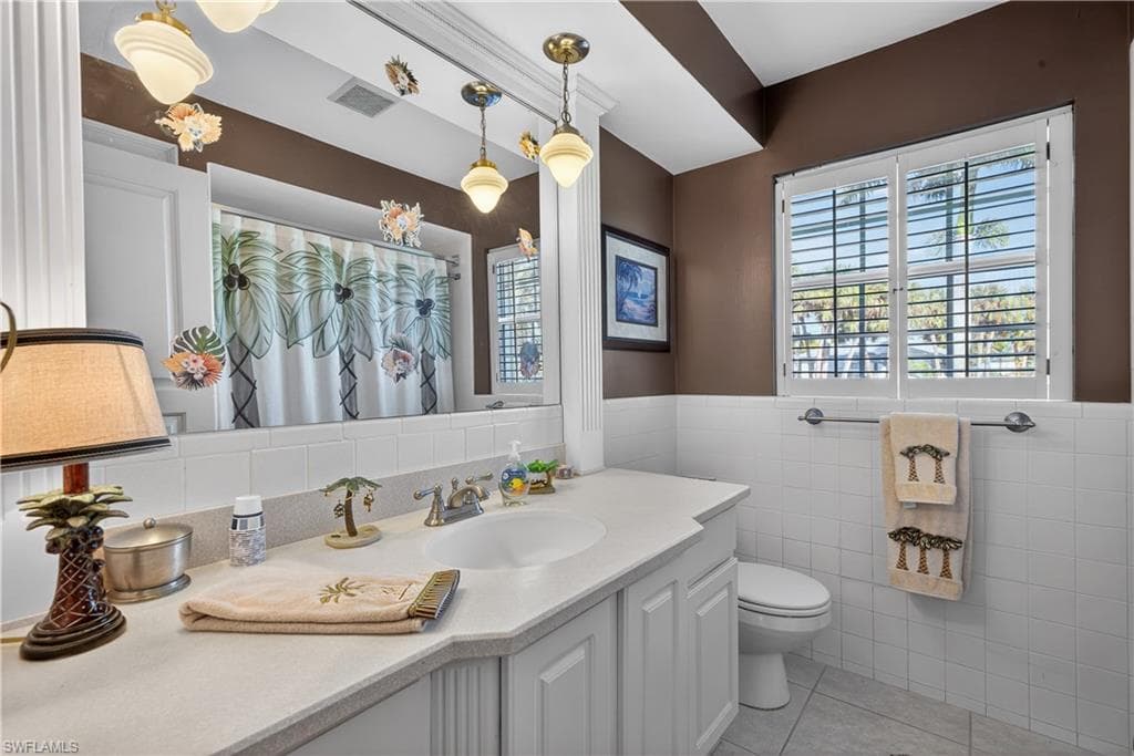 15321 Christine WAY, FORT MYERS FL 33908-18