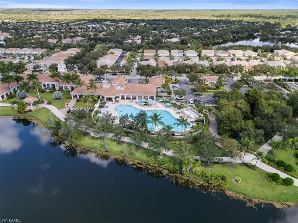 28285 Jeneva WAY, BONITA SPRINGS FL 34135-39
