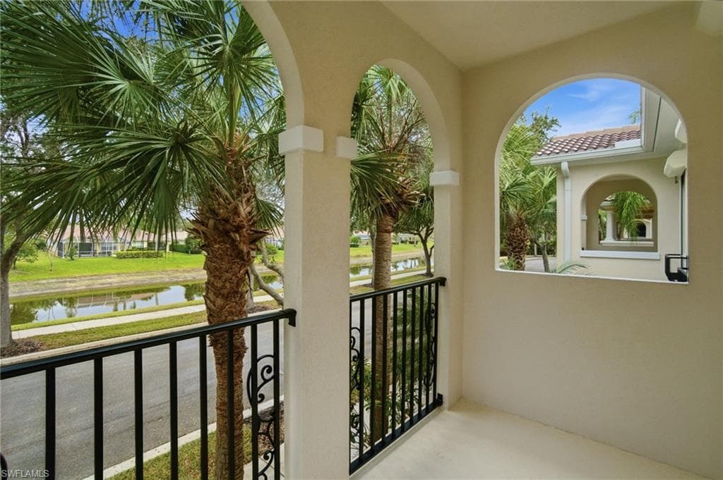 28285 Jeneva WAY, BONITA SPRINGS FL 34135-20