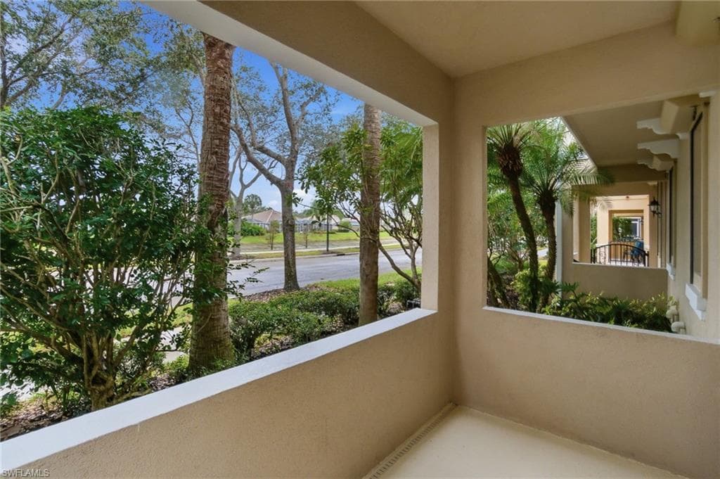 28285 Jeneva WAY, BONITA SPRINGS FL 34135-13