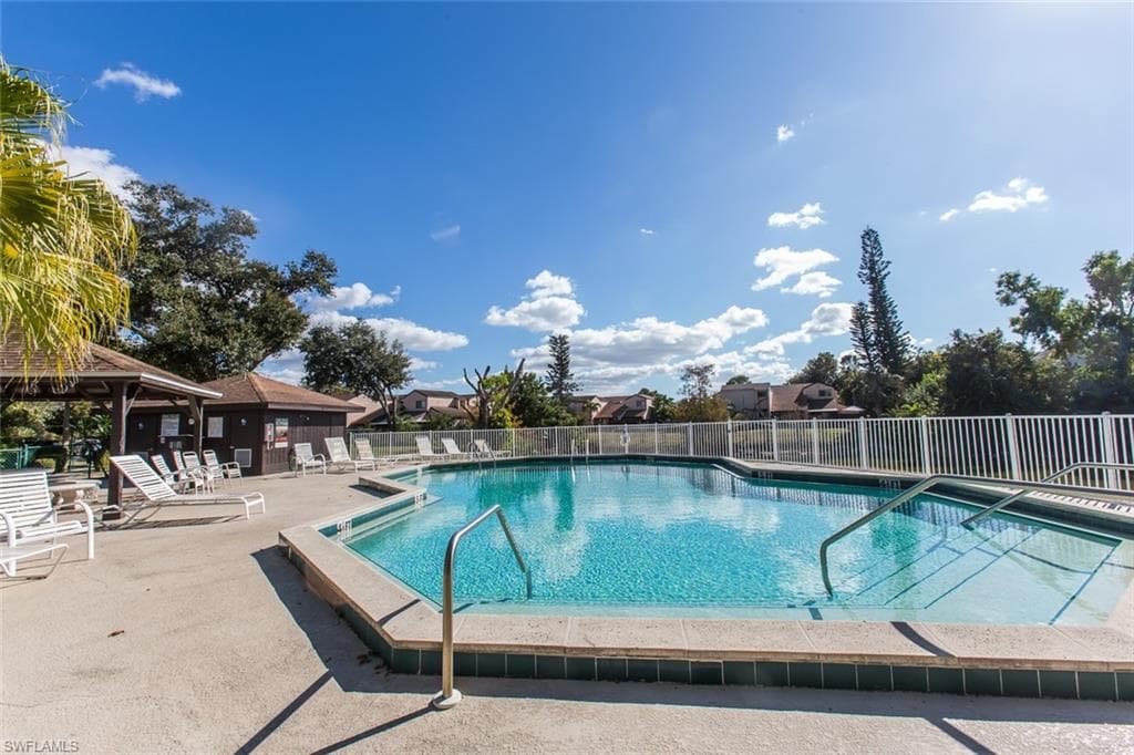 7129 Penner LN # 2, FORT MYERS FL 33907-22