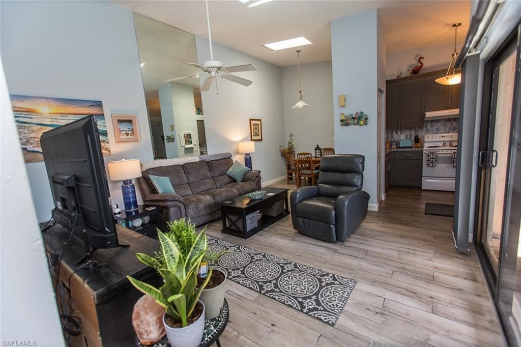 7129 Penner LN # 2, FORT MYERS FL 33907-6