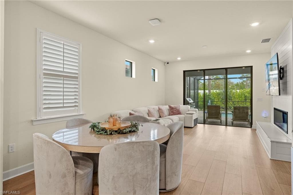 2170 Yellowfin CIR, NAPLES FL 34114-8