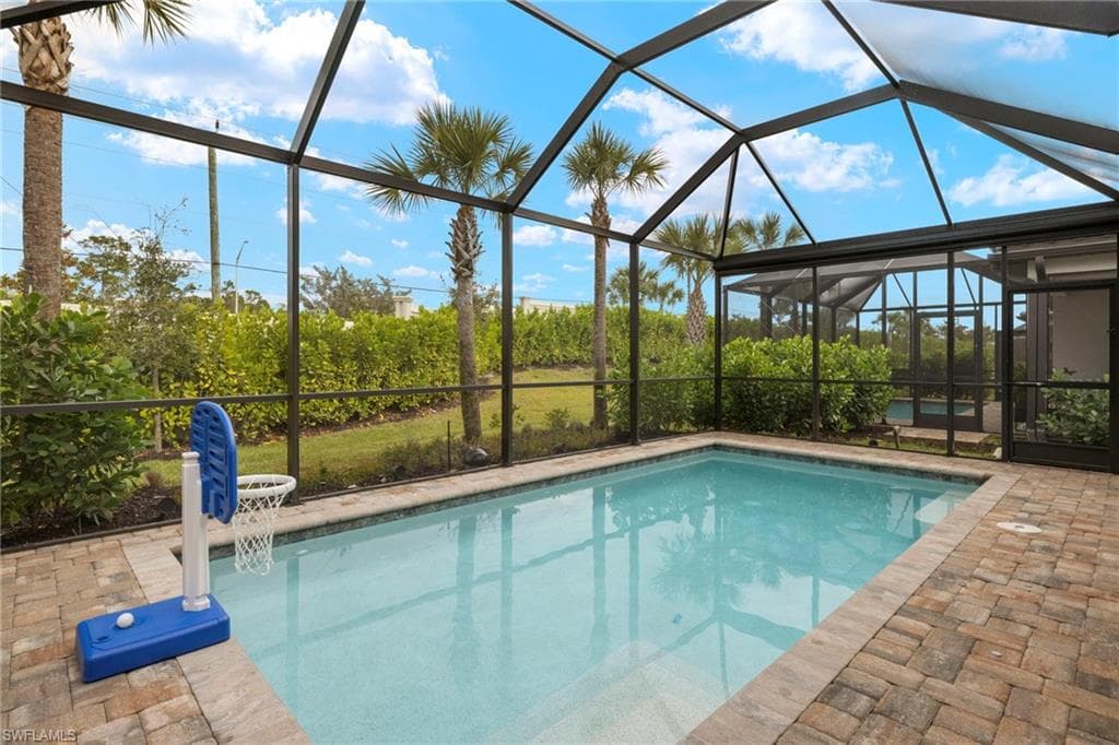 2170 Yellowfin CIR, NAPLES FL 34114-20