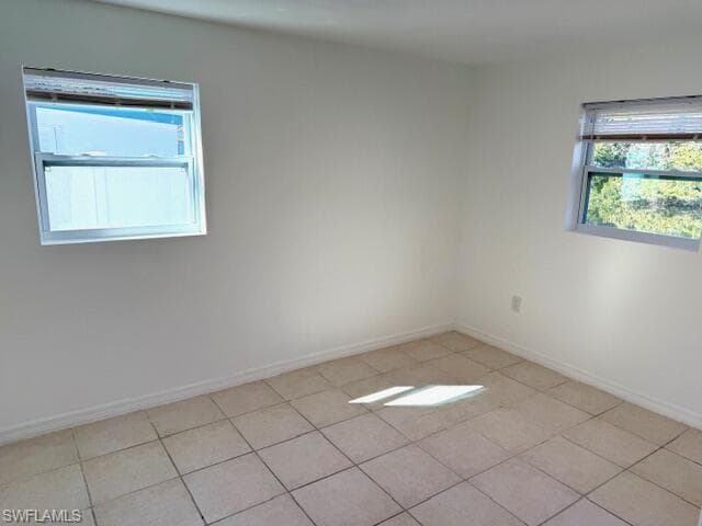 585 14th ST N, NAPLES FL 34102-12
