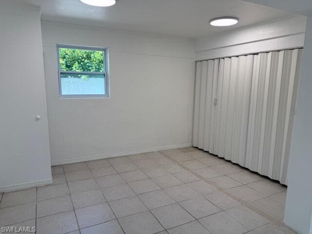 585 14th ST N, NAPLES FL 34102-9