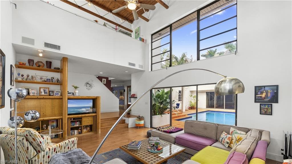 1215 Caloosa DR, FORT MYERS FL 33901-8