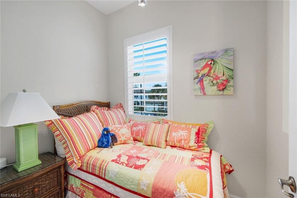 9201 Quartz LN # 202, NAPLES FL 34120-26
