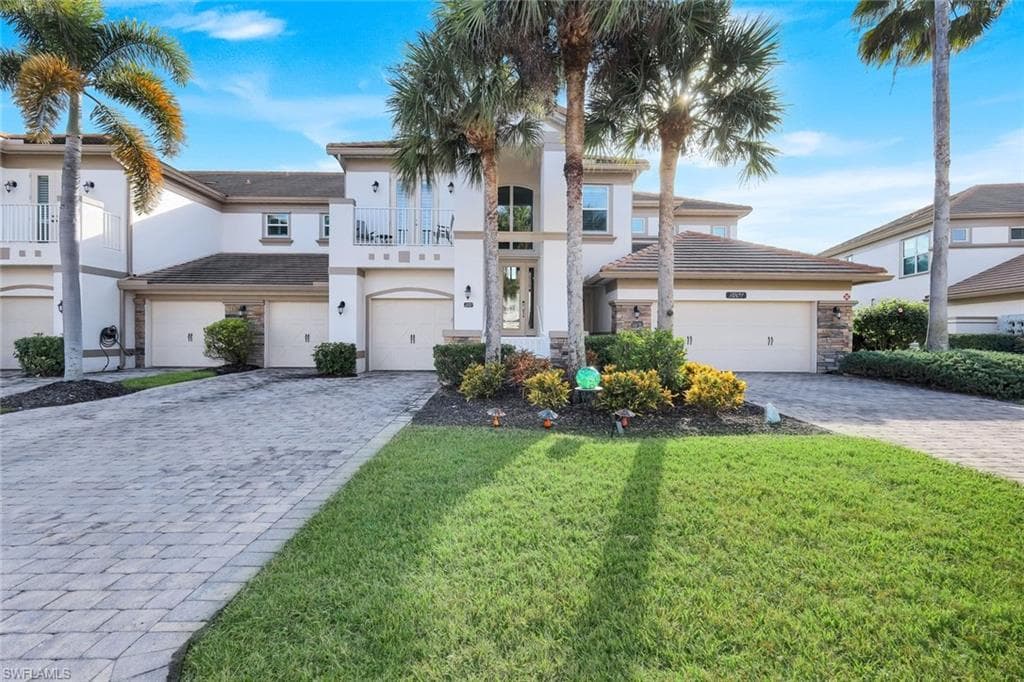9201 Quartz LN # 202, NAPLES FL 34120-2