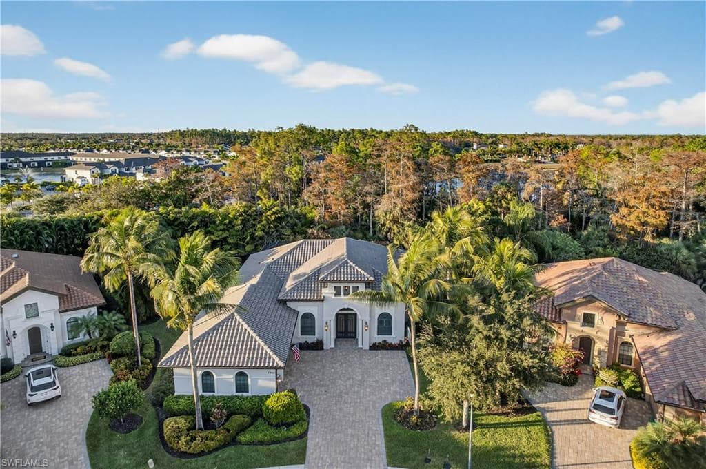 7405 Acorn WAY, NAPLES FL 34119-1