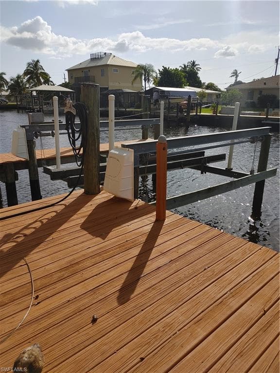 2740 Geary ST, MATLACHA FL 33993-17