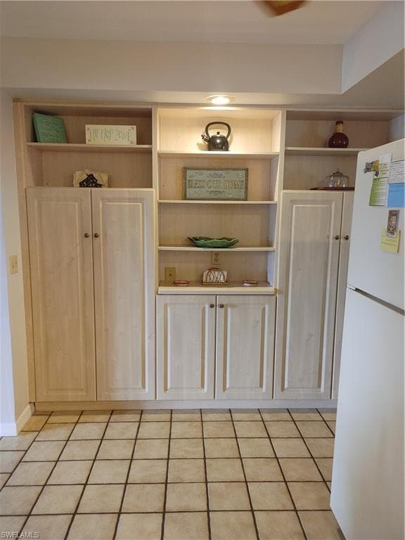 2740 Geary ST, MATLACHA FL 33993-10