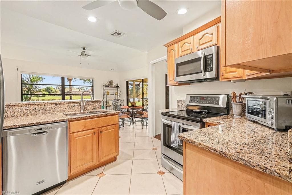 9874 Campbell CIR, NAPLES FL 34109-6