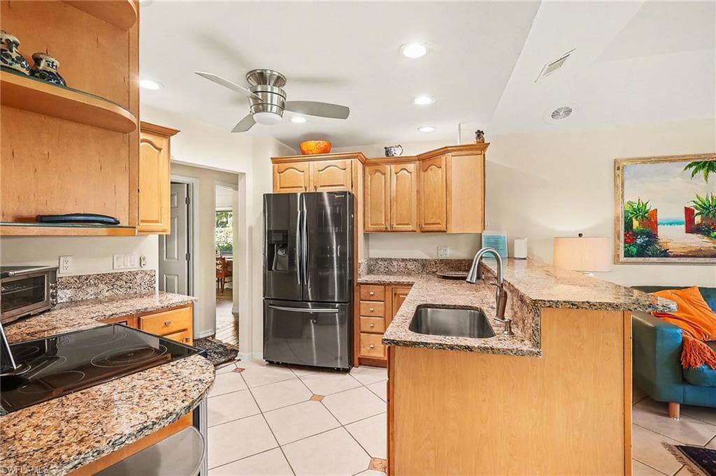 9874 Campbell CIR, NAPLES FL 34109-8