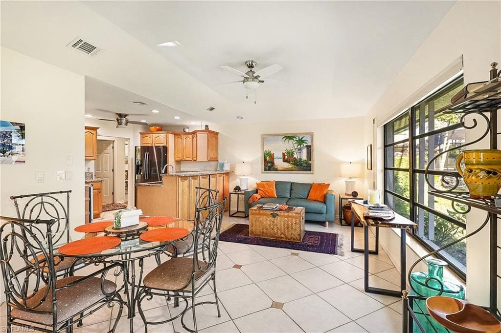 9874 Campbell CIR, NAPLES FL 34109-9