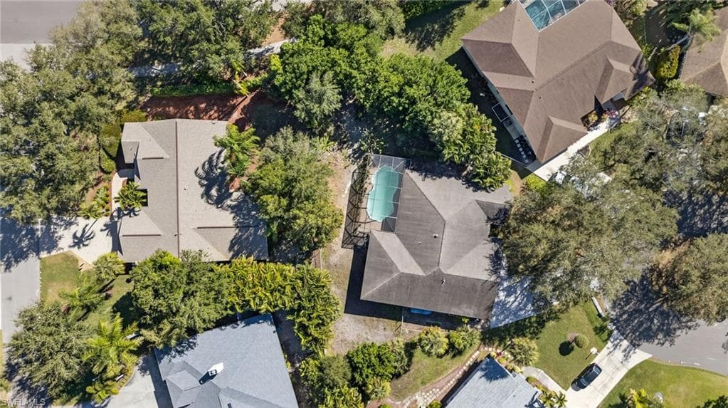 19369 Pine Glen DR, FORT MYERS FL 33967-33